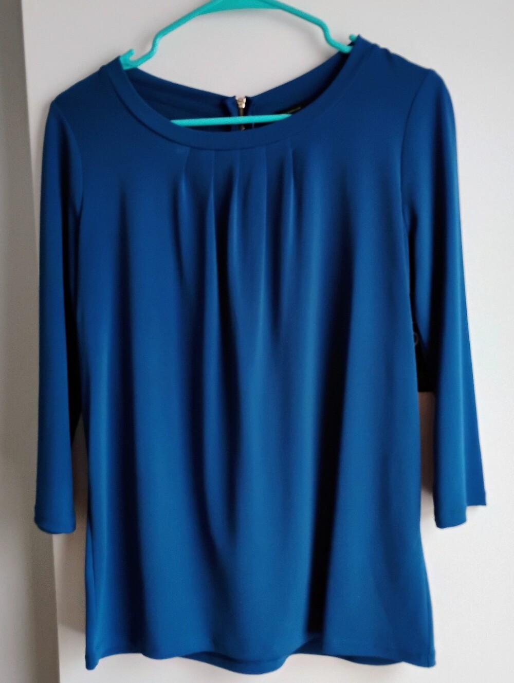 Ann Taylor Pleat-Front 3/4 Sleeve Top